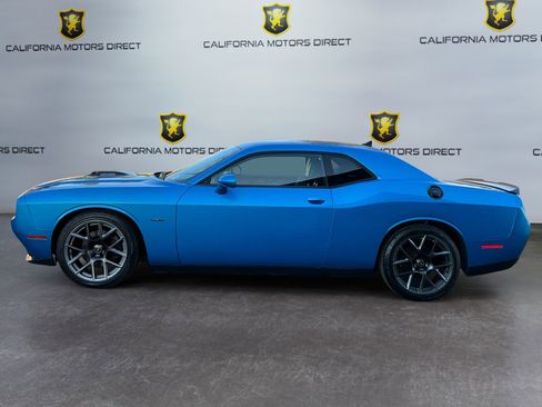 Used 2016 Dodge Challenger R/T Plus image 8