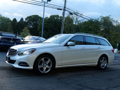 Used 2014 Mercedes-Benz E 350 4MATIC Wagon image 10