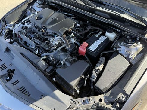 Used 2022 Toyota Camry SE w/ Carpet Mat Package (TMS) image 41