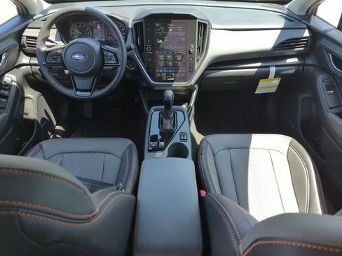 Used 2025 Subaru Crosstrek 2.5i Limited AWD/4WD image 14