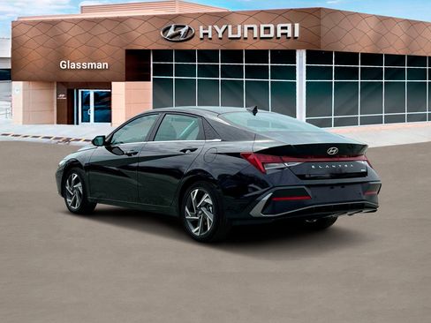 New 2025 Hyundai Elantra Limited image 5