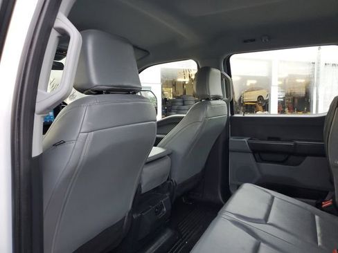 Used 2024 Ford F250 XL image 10