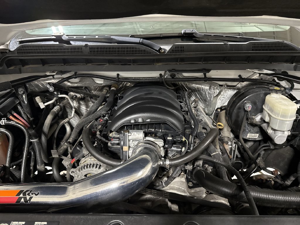 Used 2017 Chevrolet Silverado 1500 LT w/ All Star Edition AWD/4WD image 24