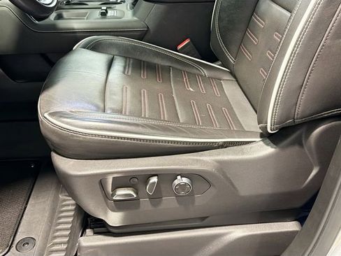 Used 2024 GMC Sierra 2500 AT4X AWD/4WD image 18
