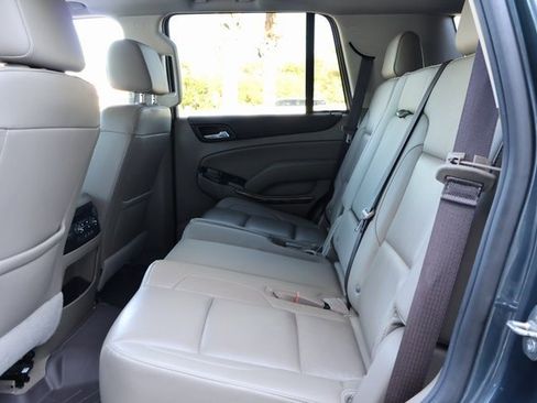 Used 2019 GMC Yukon SLT w/ Open Road Package image 13