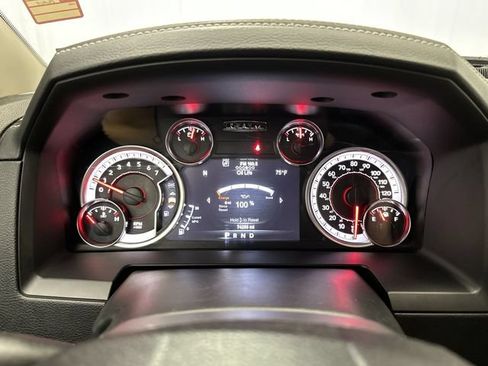 Used 2018 RAM 1500 Laramie w/ Convenience Group AWD/4WD image 14