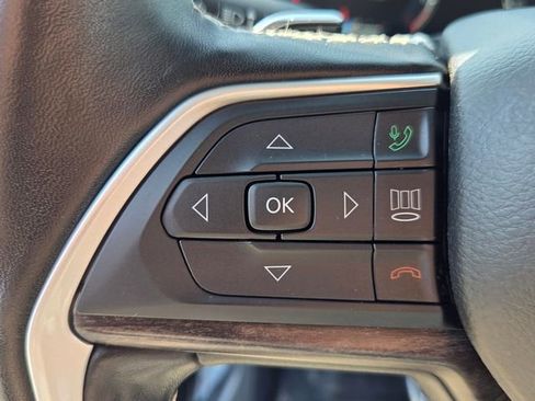 Used 2021 Jeep Grand Cherokee L Limited AWD/4WD image 30