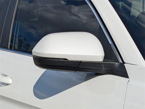 New 2026 Volkswagen Atlas Cross Sport SEL image 11