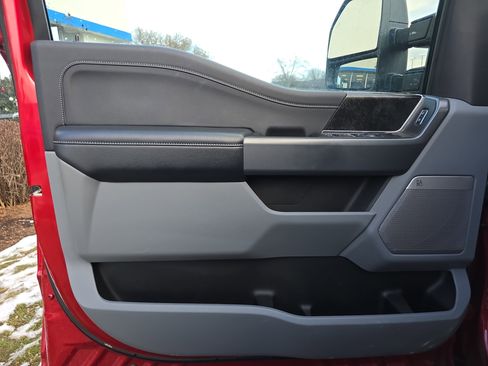 Used 2023 Ford F250 XLT w/ XLT Premium Package image 17