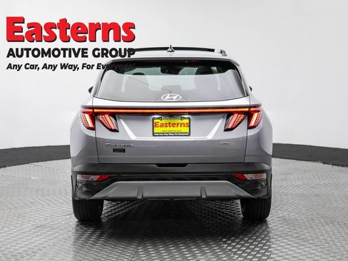 Used 2022 Hyundai Tucson Limited image 6