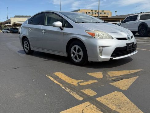 Used 2013 Toyota Prius Three FWD image 1