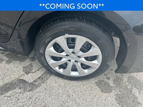 Certified 2025 Toyota Corolla LE FWD image 15