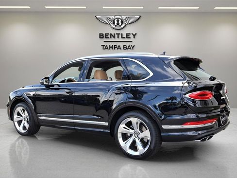 New 2025 Bentley Bentayga image 3