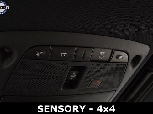 Used 2024 INFINITI QX80 Sensory image 39