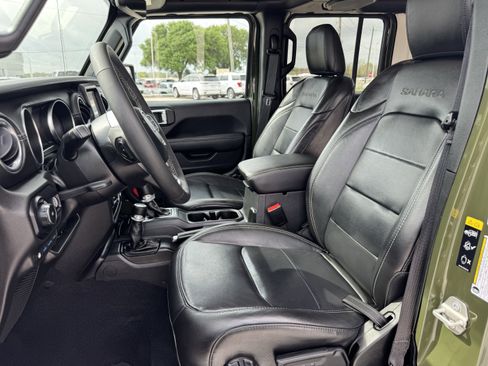 Used 2023 Jeep Wrangler Sahara w/ Cold Weather Group image 28