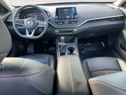 Used 2022 Nissan Altima 2.5 SR w/ Midnight Edition Package image 31