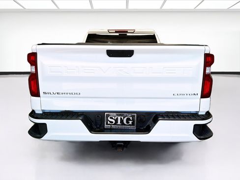 Used 2021 Chevrolet Silverado 1500 Custom RWD image 5