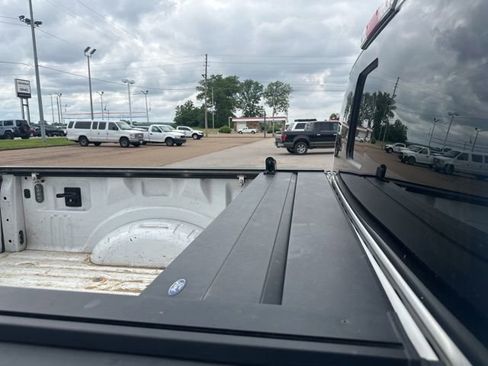 Used 2022 Ford F250 Lariat w/ Chrome Package AWD/4WD image 8