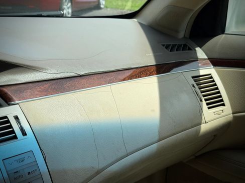 Used 2009 Toyota Avalon XL FWD image 23