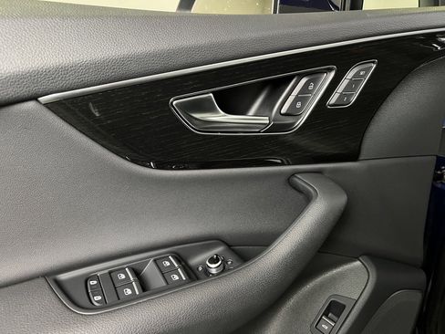 Used 2021 Audi Q7 2.0T Premium w/ Convenience Package image 17