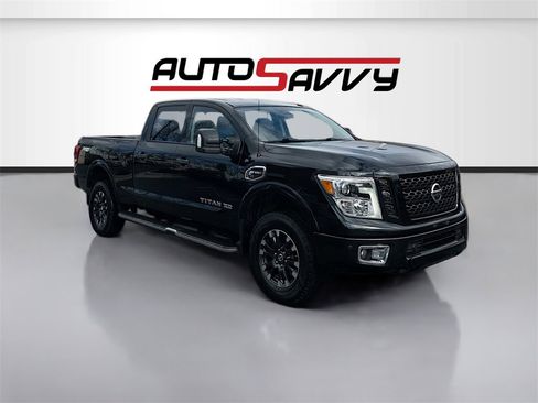 Used 2018 Nissan Titan PRO-4X w/ Pro-4x Convenience Package image 1