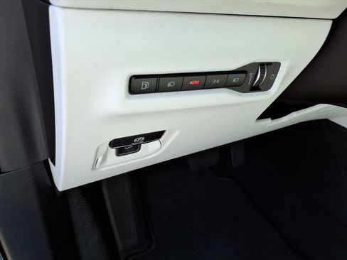 New 2026 Jeep Cherokee Limited AWD/4WD image 10