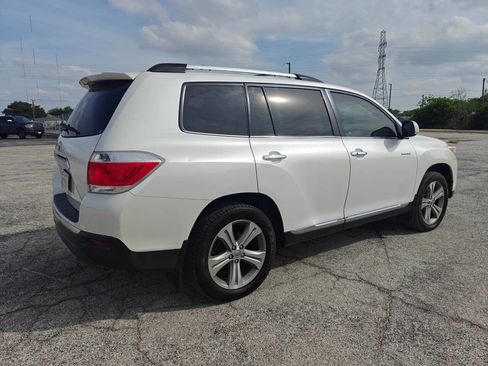 Used 2012 Toyota Highlander Limited FWD image 4