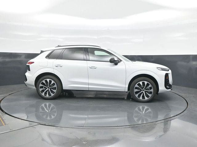 New 2026 Audi Q3 quattro 2.0T AWD/4WD image 8