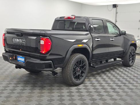 New 2026 GMC Canyon Denali w/ LPO, Denali Black Edition image 12