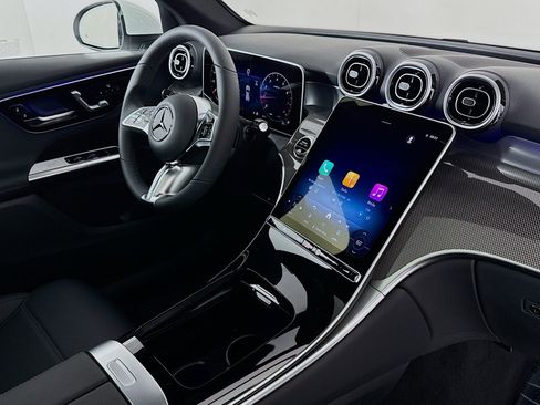 New 2026 Mercedes-Benz GLC 300 image 15