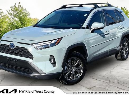 Used 2022 Toyota RAV4 XLE Premium AWD/4WD image 1