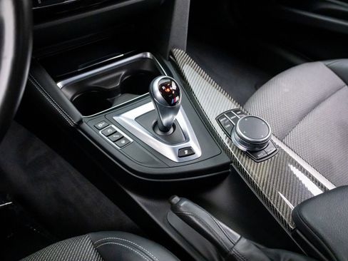 Used 2018 BMW M3 image 12