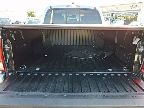 Used 2023 Toyota Tacoma SR w/ SR Convenience Package RWD image 28