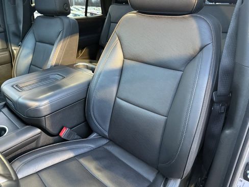 Used 2023 Chevrolet Tahoe High Country image 24