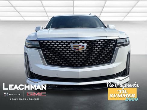 Used 2023 Cadillac Escalade Premium Luxury image 10