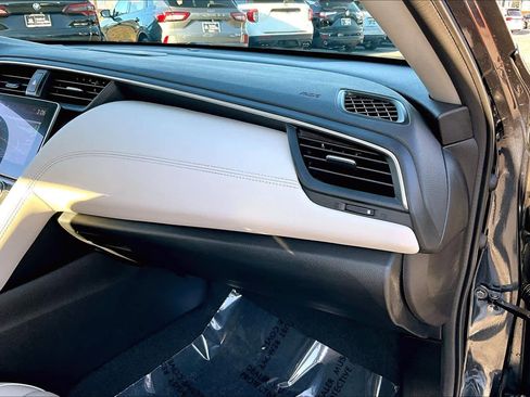 Used 2022 Honda Insight Touring image 17