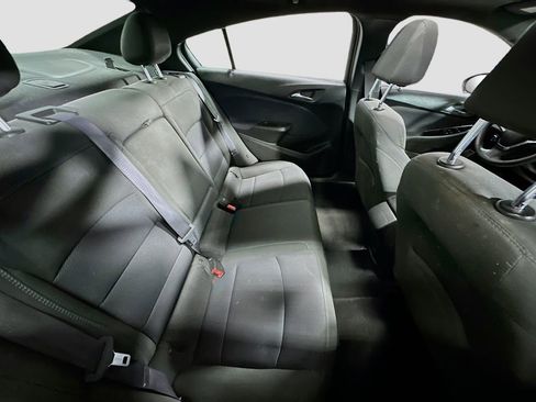 Used 2017 Chevrolet Cruze LT w/ Sun And Sound Package image 27