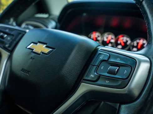 Used 2021 Chevrolet Silverado 2500 LTZ AWD/4WD image 24