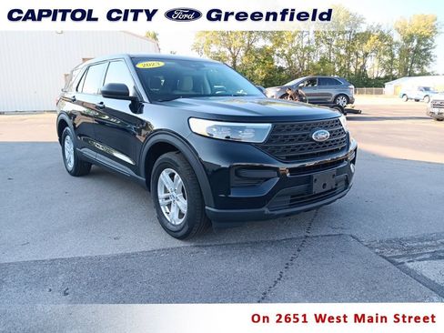 Used 2023 Ford Explorer 4WD image 1