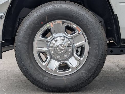 New 2026 RAM 3500 Tradesman AWD/4WD image 4
