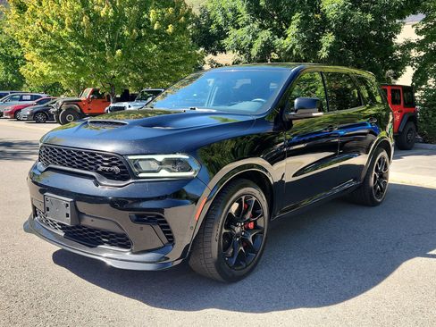Used 2024 Dodge Durango SRT Hellcat w/ Black Package AWD/4WD image 4