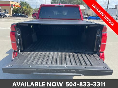 Used 2025 Toyota Tacoma TRD Sport AWD/4WD image 19