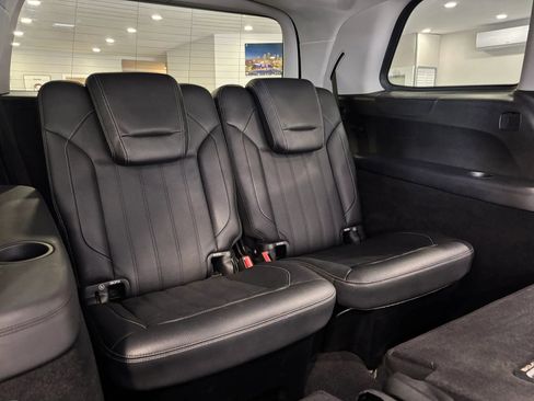 Used 2014 Mercedes-Benz GL 450 4MATIC image 22