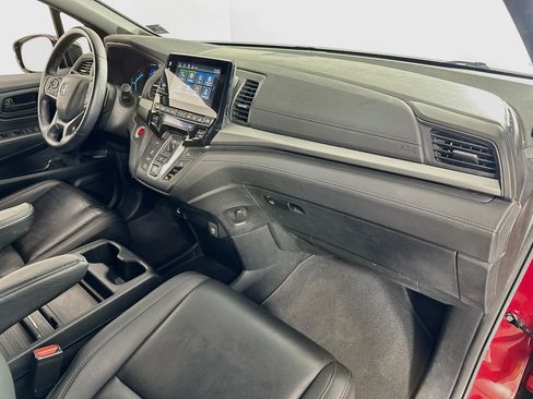 Used 2023 Honda Odyssey Sport image 30