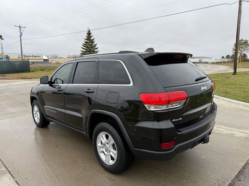 Used 2017 Jeep Grand Cherokee Laredo w/ Quick Order Package 23E image 6