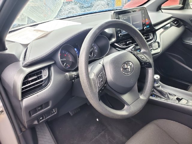 Used 2019 Toyota C-HR LE FWD image 19