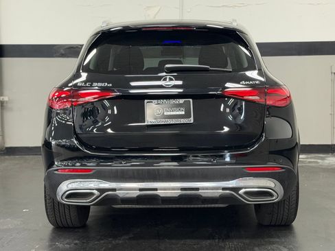 Used 2025 Mercedes-Benz GLC 350e 4MATIC image 11