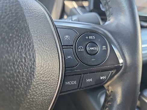 Used 2024 Toyota Corolla SE FWD image 18