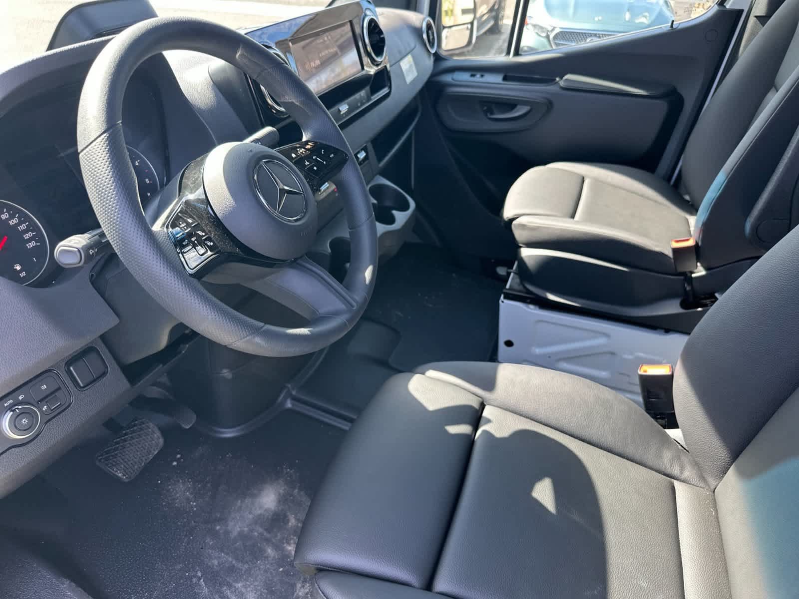 New 2026 Mercedes-Benz Sprinter 2500 image 10