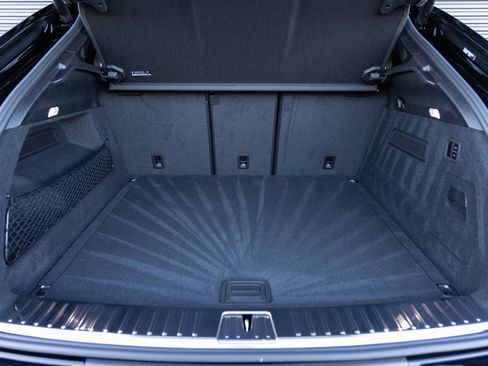 New 2026 Porsche Cayenne Coupe image 28